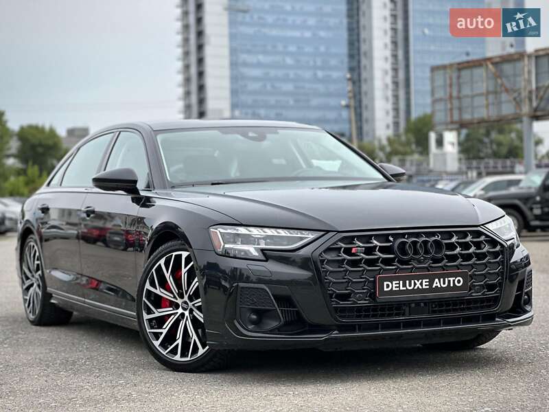 Седан Audi S8 2022 в Киеве