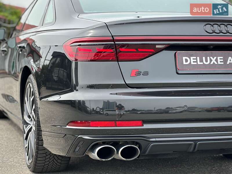 Седан Audi S8 2022 в Киеве