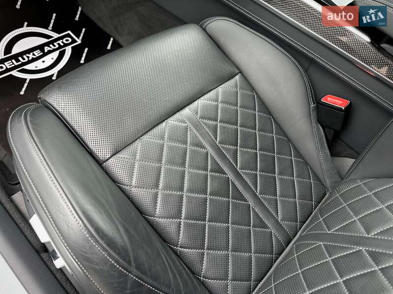 Седан Audi S8 2022 в Киеве