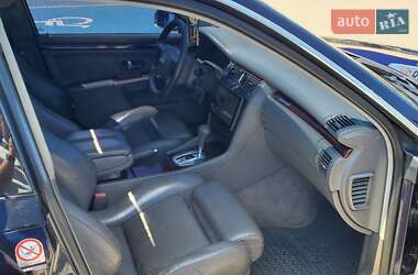 Седан Audi S8 1999 в 