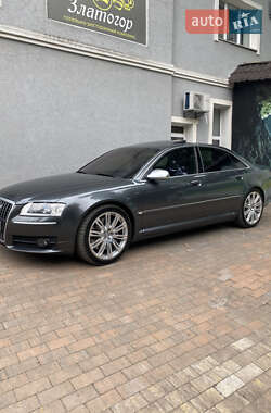 Седан Audi S8 2007 в Лубнах