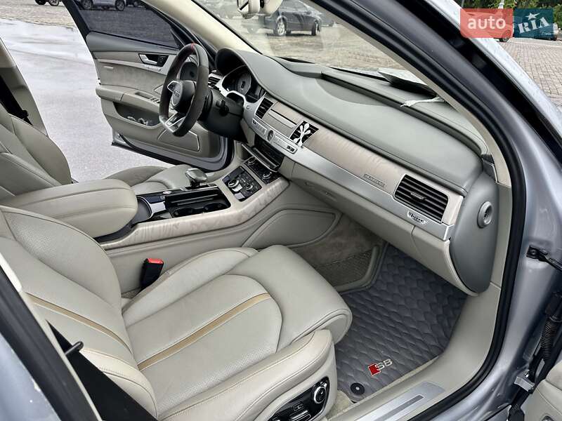 Седан Audi S8 2015 в Харкові фото 14 Седан Audi S8 2015 в Харкові