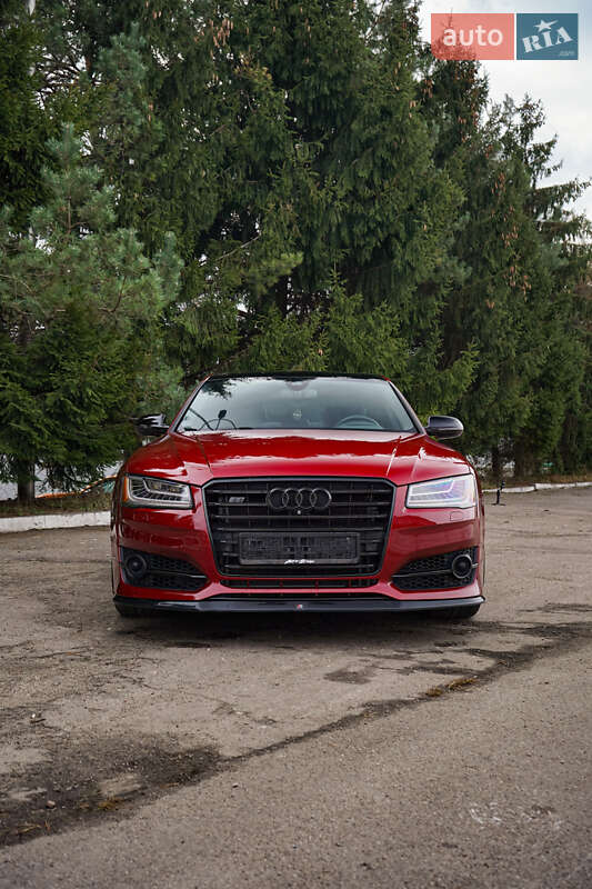 Седан Audi S8 2014 в Киеве