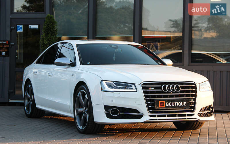 Седан Audi S8 2014 в Одессе