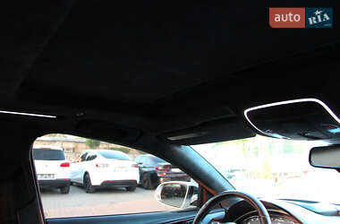 Седан Audi S8 2014 в 
