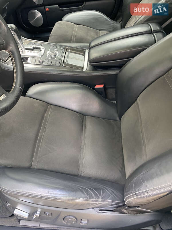 Седан Audi S8 2007 в Лубнах