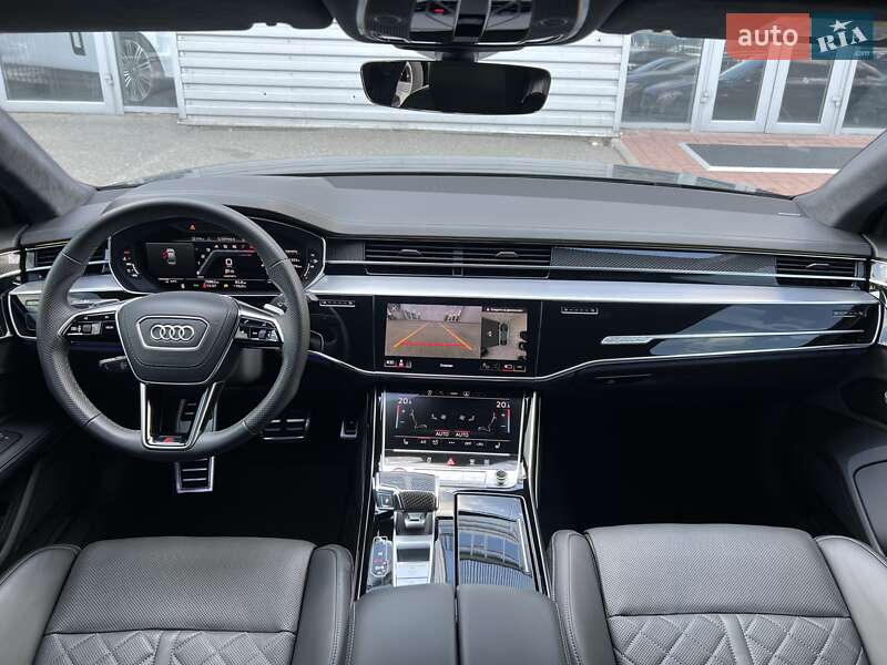 Седан Audi S8 2022 в Києві