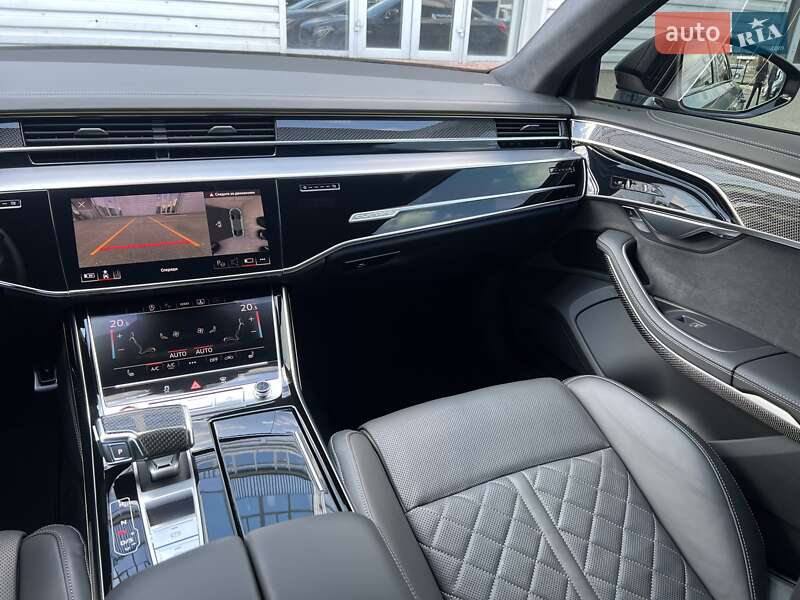Седан Audi S8 2022 в Києві