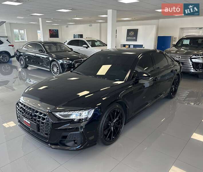 Седан Audi S8 2025 в Киеве фото 4 Седан Audi S8 2025 в Киеве