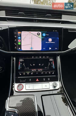 Седан Audi S8 2020 в 