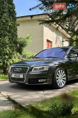 Седан Audi S8 2008 в 