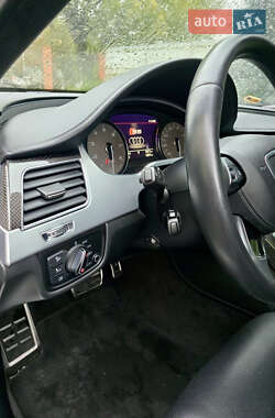 Седан Audi S8 2014 в 