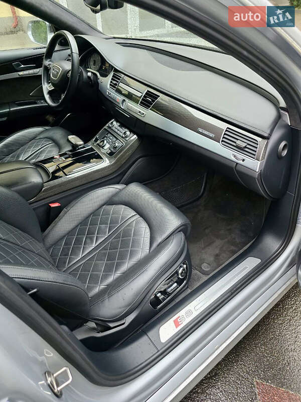 Седан Audi S8 2014 в Киеве
