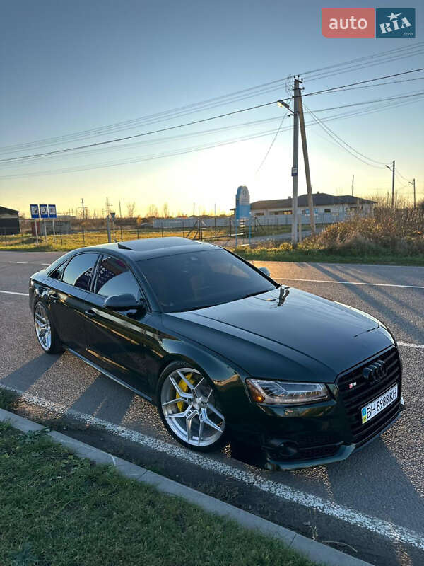 Седан Audi S8 2014 в Виноградове фото 13 Седан Audi S8 2014 в Виноградове