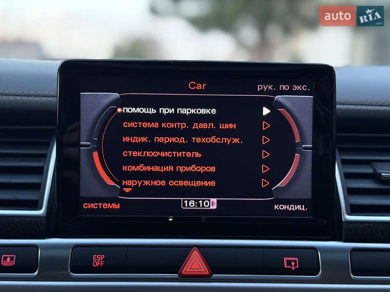 Седан Audi S8 2010 в Одесі