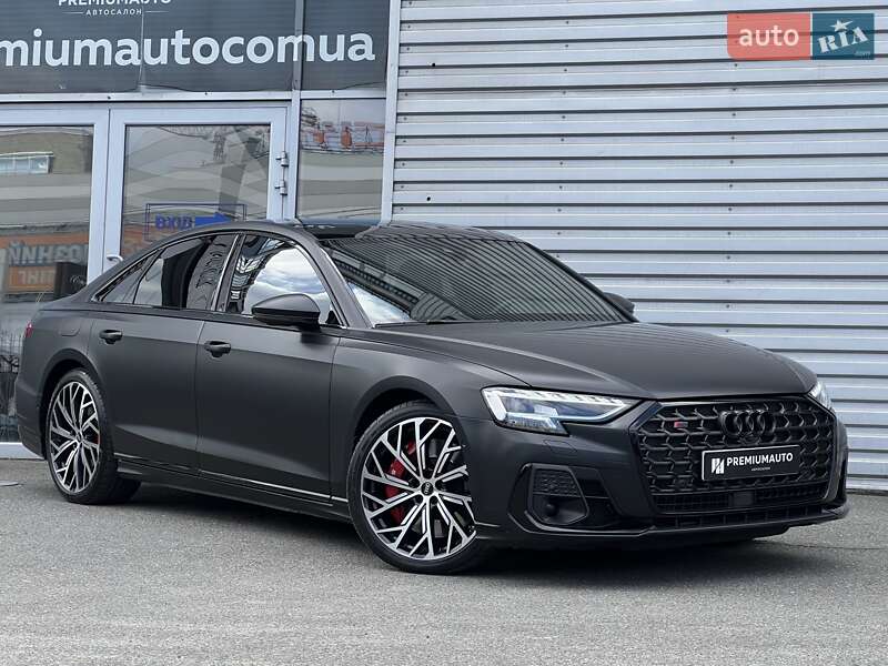 Седан Audi S8 2022 в Киеве