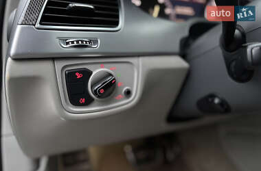 Седан Audi S8 2012 в Киеве