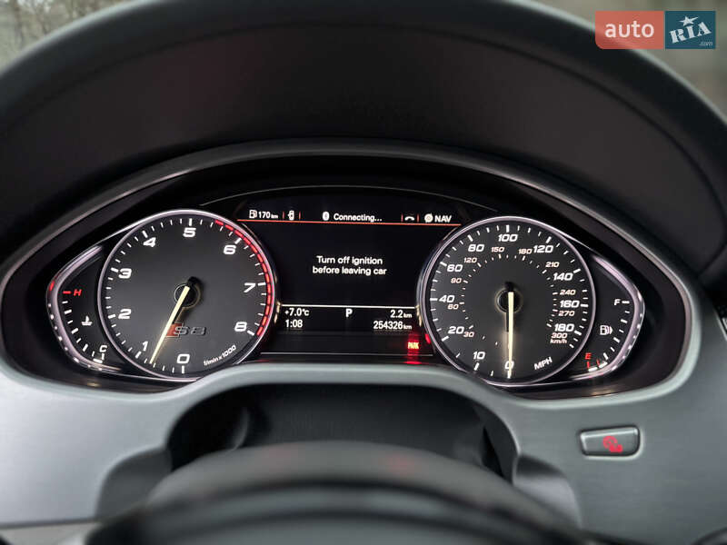 Седан Audi S8 2012 в Киеве фото 16 Седан Audi S8 2012 в Киеве