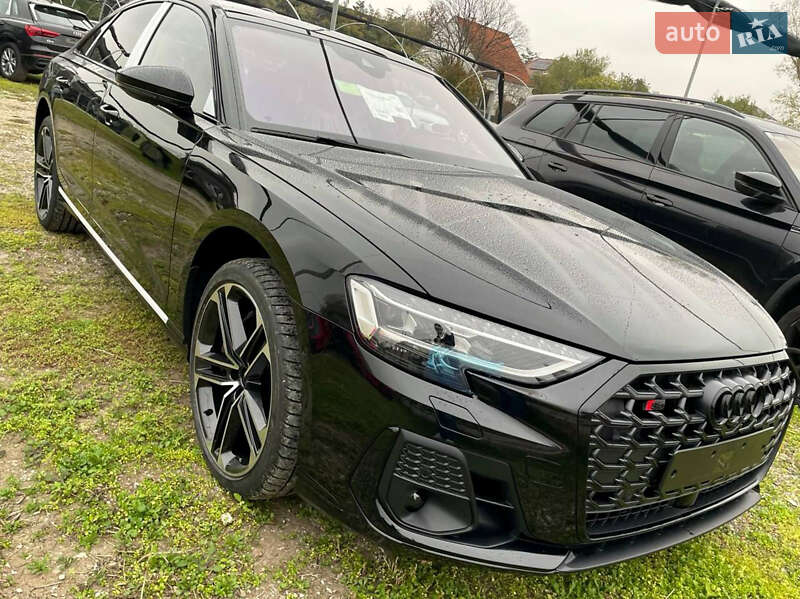Седан Audi S8 2025 в Киеве