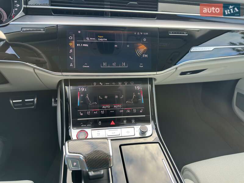 Седан Audi S8 2025 в Кривом Роге