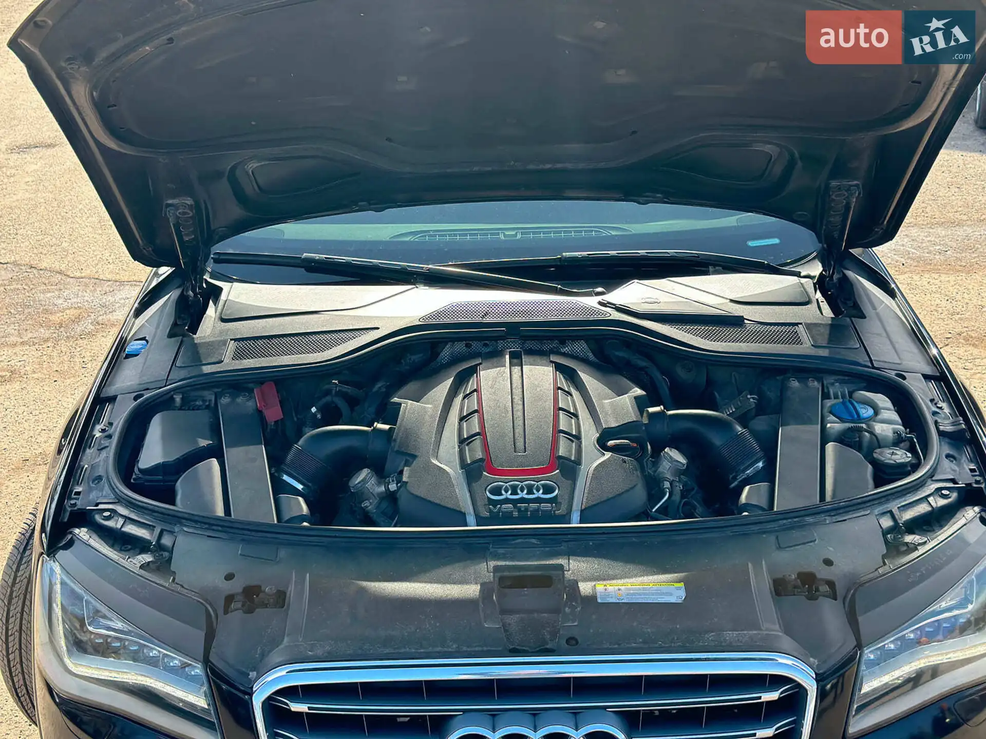 2013 Audi S8 - мініатюра 27