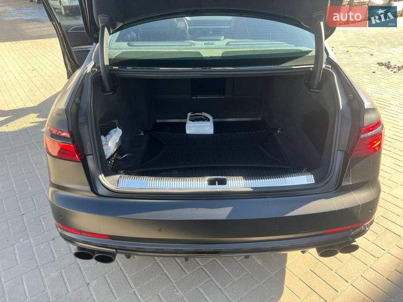 Седан Audi S8 2020 в Києві фото 29 Седан Audi S8 2020 в Києві