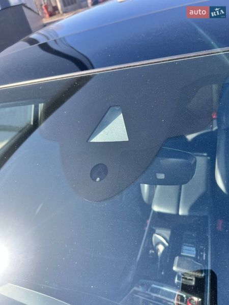 Седан Audi S8 2020 в Києві фото 47 Седан Audi S8 2020 в Києві