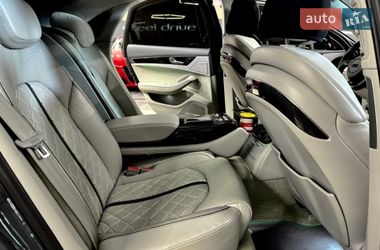 Седан Audi S8 2016 в Николаеве