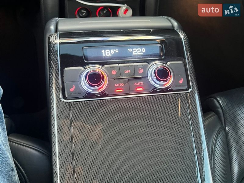 Седан Audi S8 2012 в Киеве фото 37 Седан Audi S8 2012 в Киеве