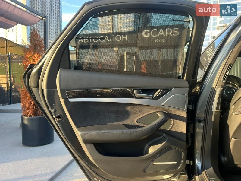 Седан Audi S8 2012 в Киеве фото 33 Седан Audi S8 2012 в Киеве