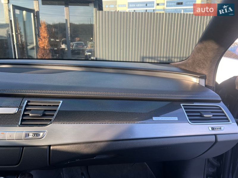 Седан Audi S8 2012 в Киеве фото 41 Седан Audi S8 2012 в Киеве