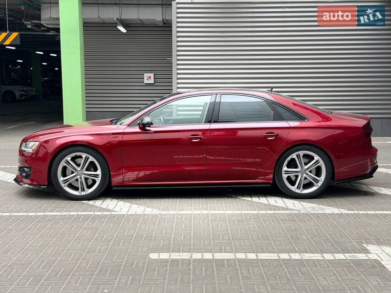 Седан Audi S8 2014 в Киеве фото 4 Седан Audi S8 2014 в Киеве