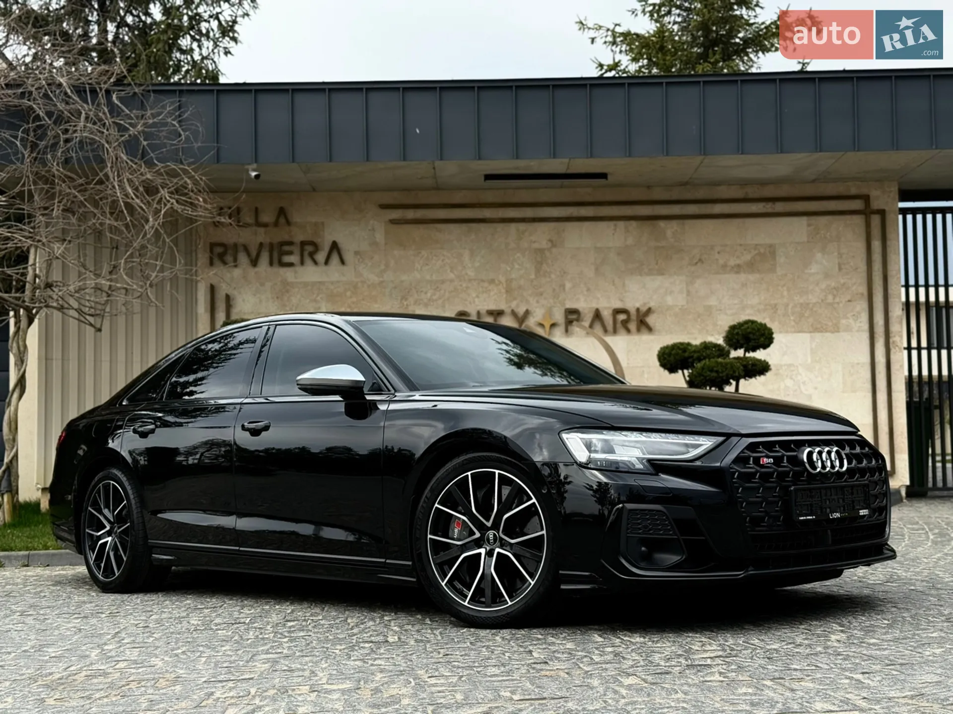 2022 Audi S8 - мініатюра 3