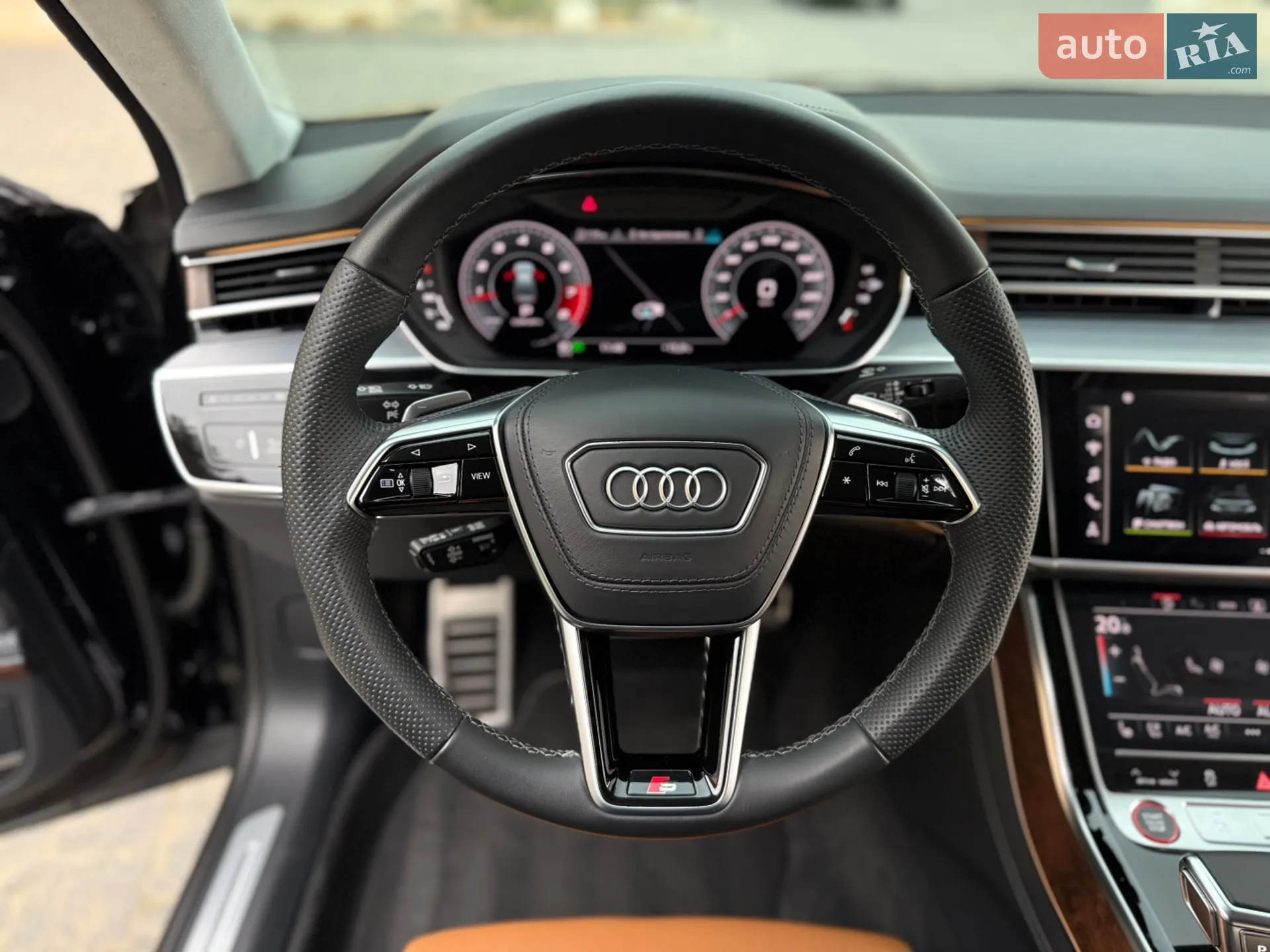 2022 Audi S8 - мініатюра 41
