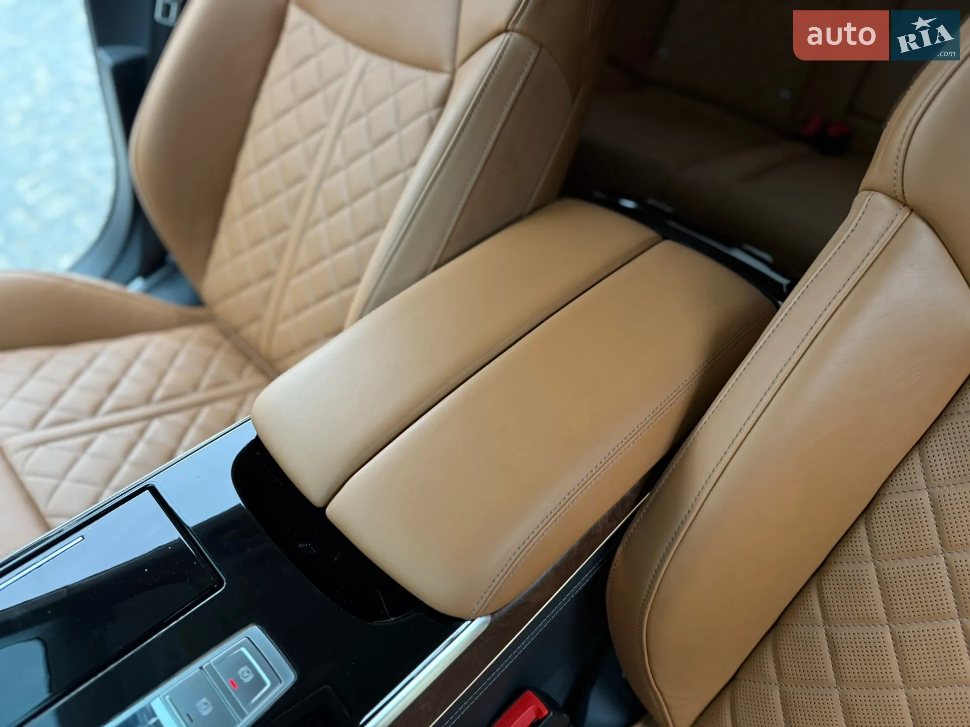 2022 Audi S8 - мініатюра 46