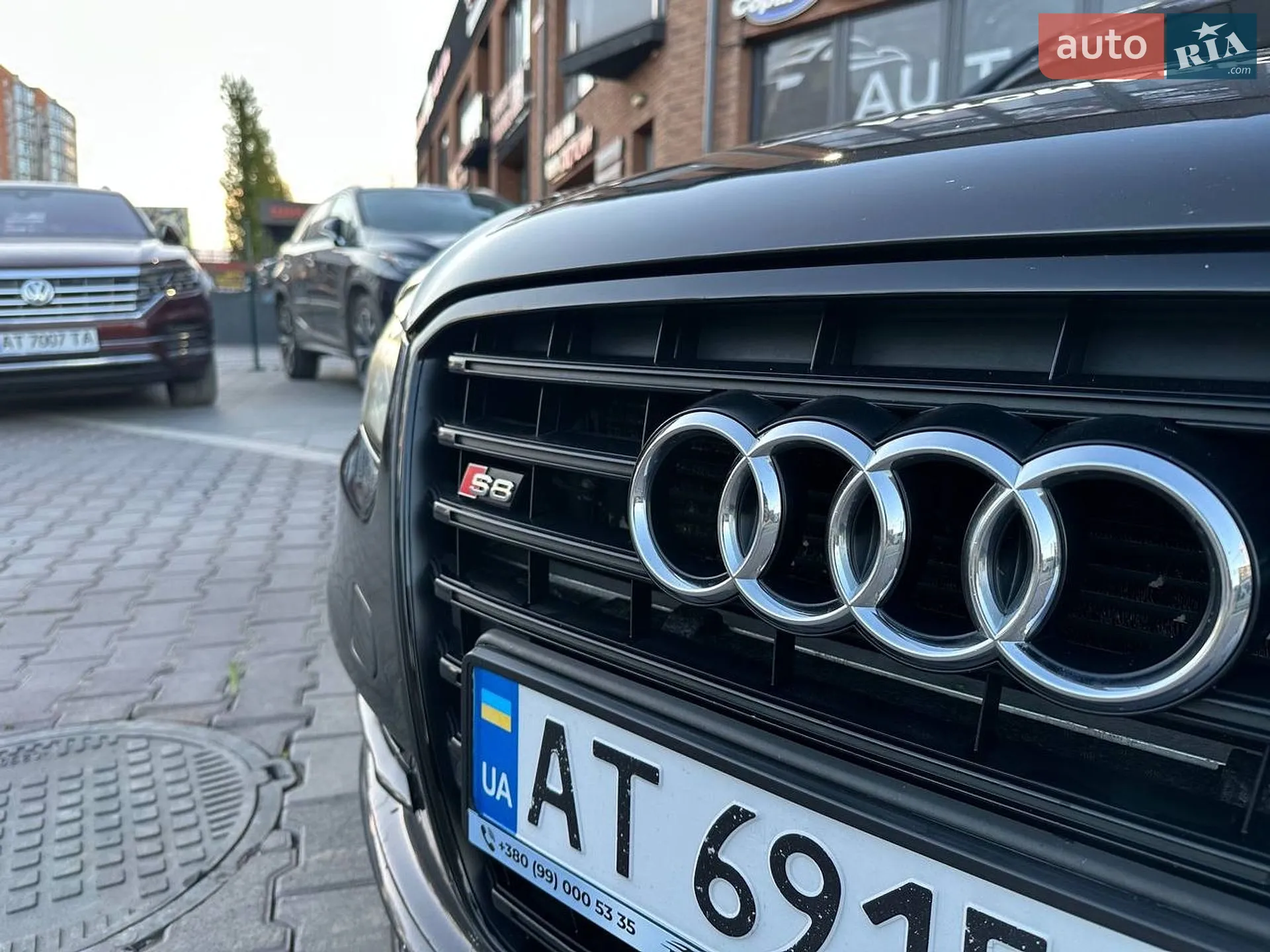 2013 Audi S8 - мініатюра 11