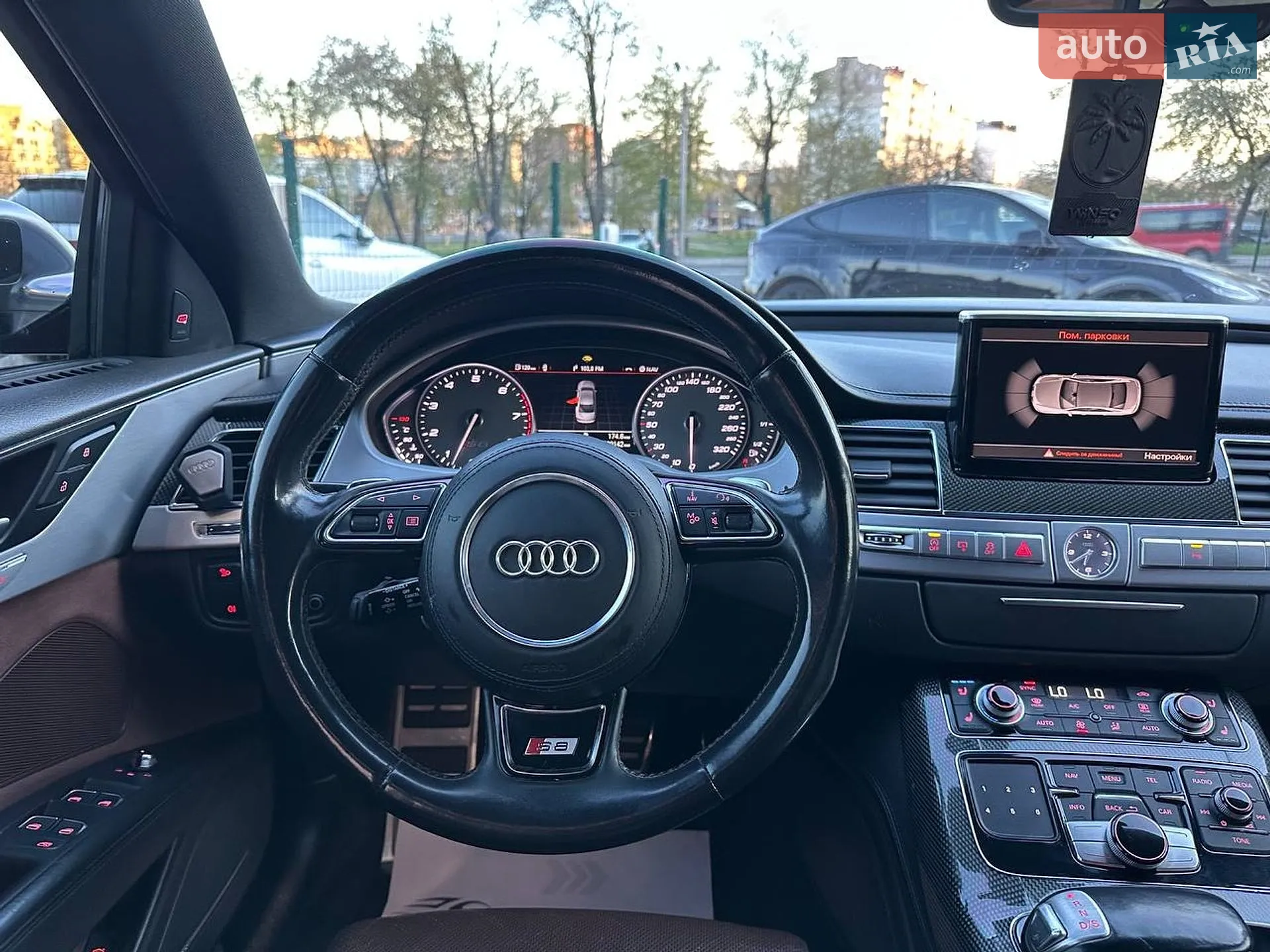 2013 Audi S8 - мініатюра 16