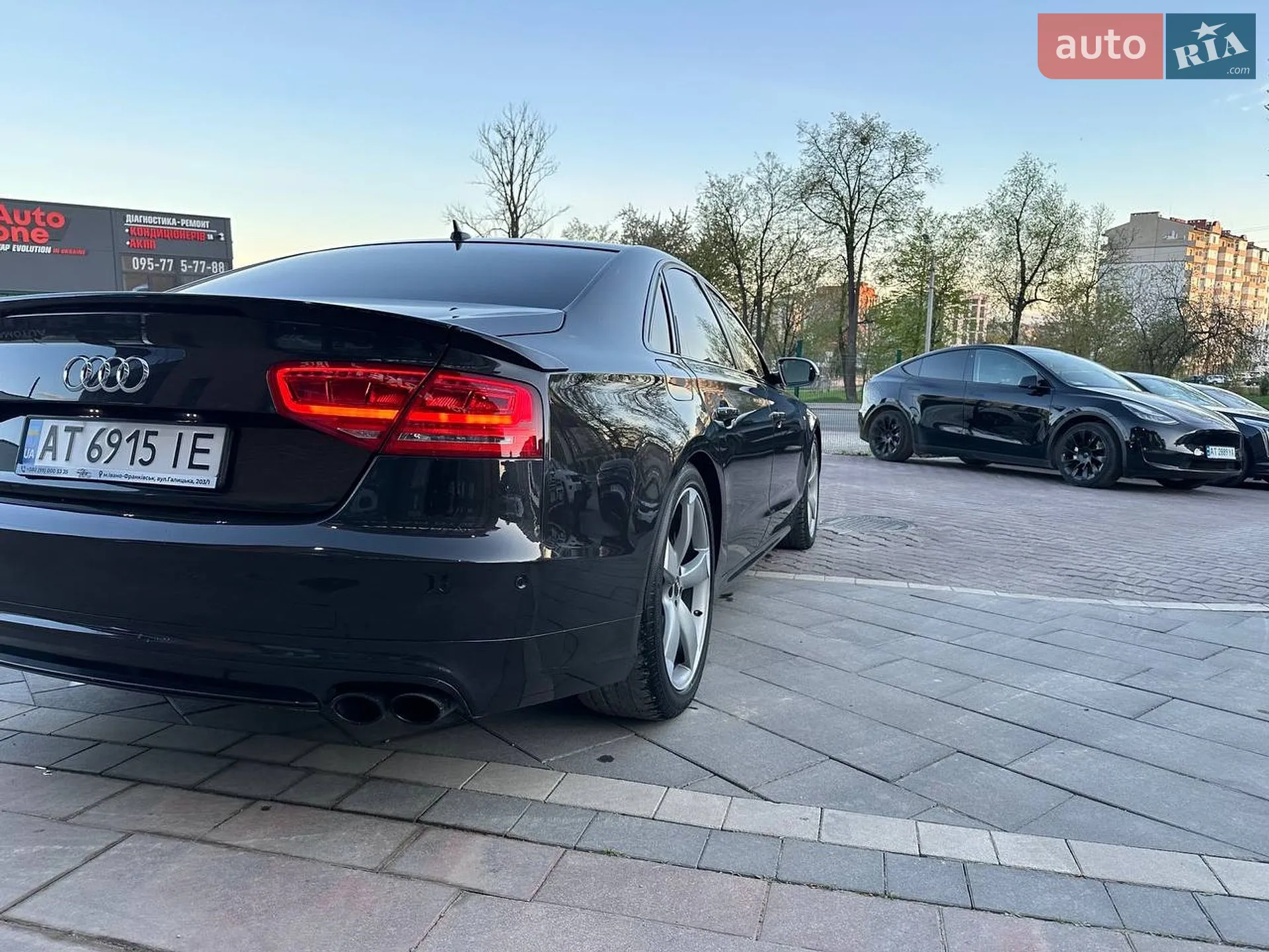 2013 Audi S8 - мініатюра 32