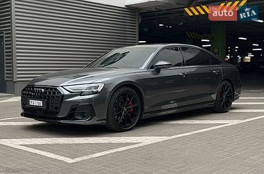 Седан Audi S8 2022 в Києві