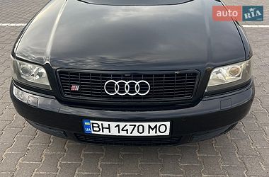 Седан Audi S8 1999 в Одесі
