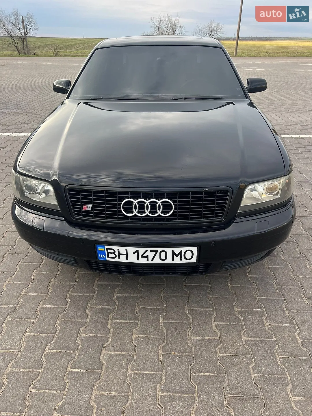 Audi S8 1999