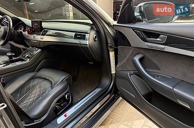 Седан Audi S8 2012 в Киеве
