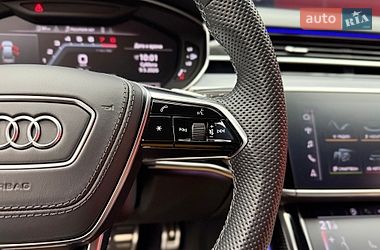 Седан Audi S8 2023 в Києві