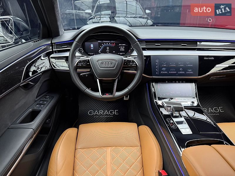 Седан Audi S8 2023 в Києві