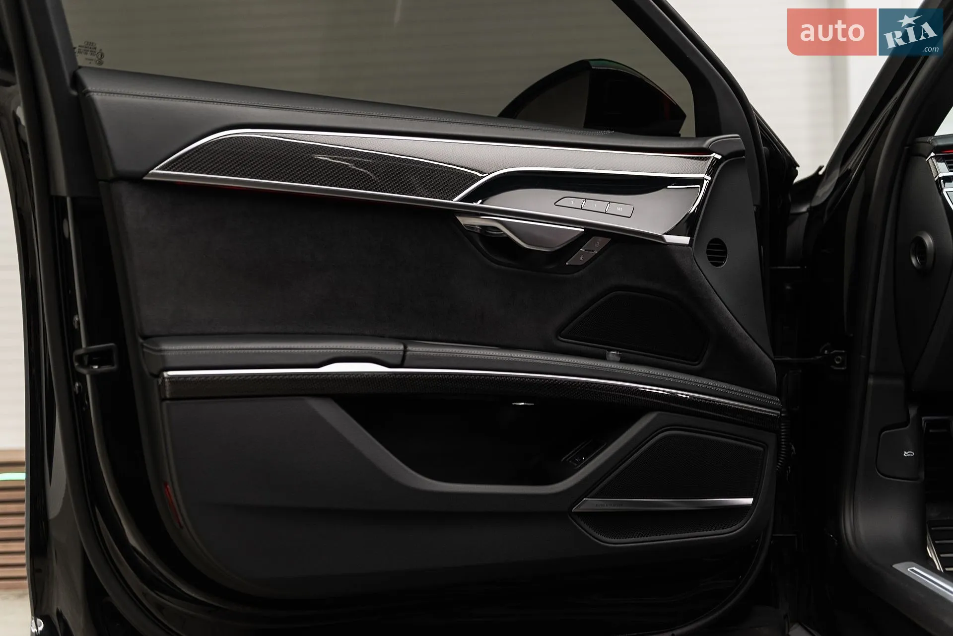 2023 Audi S8 - мініатюра 29