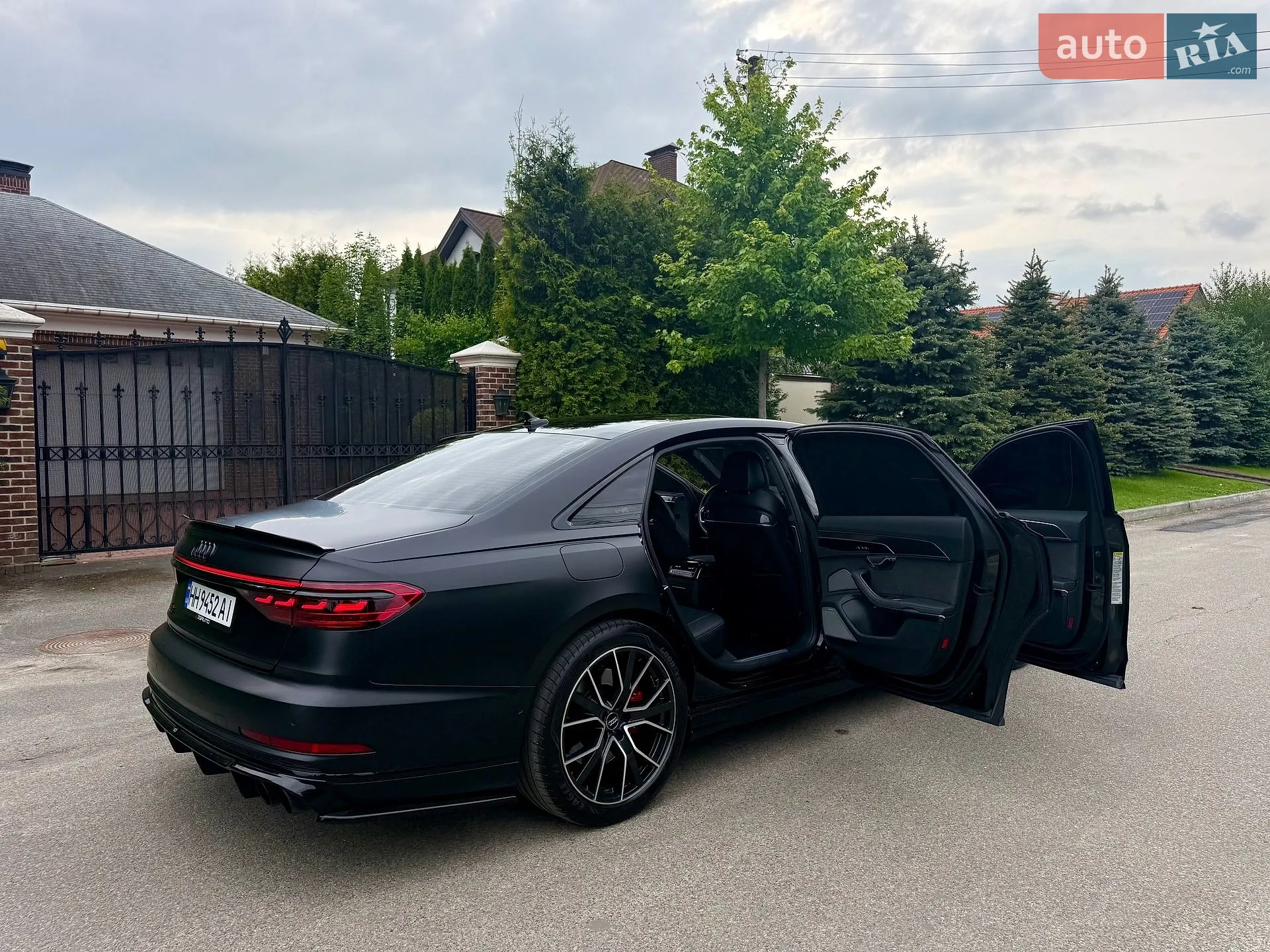 2020 Audi S8 - мініатюра 49