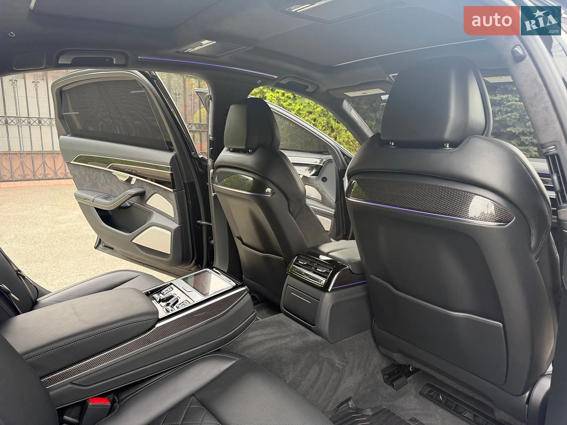 2020 Audi S8 - мініатюра 58