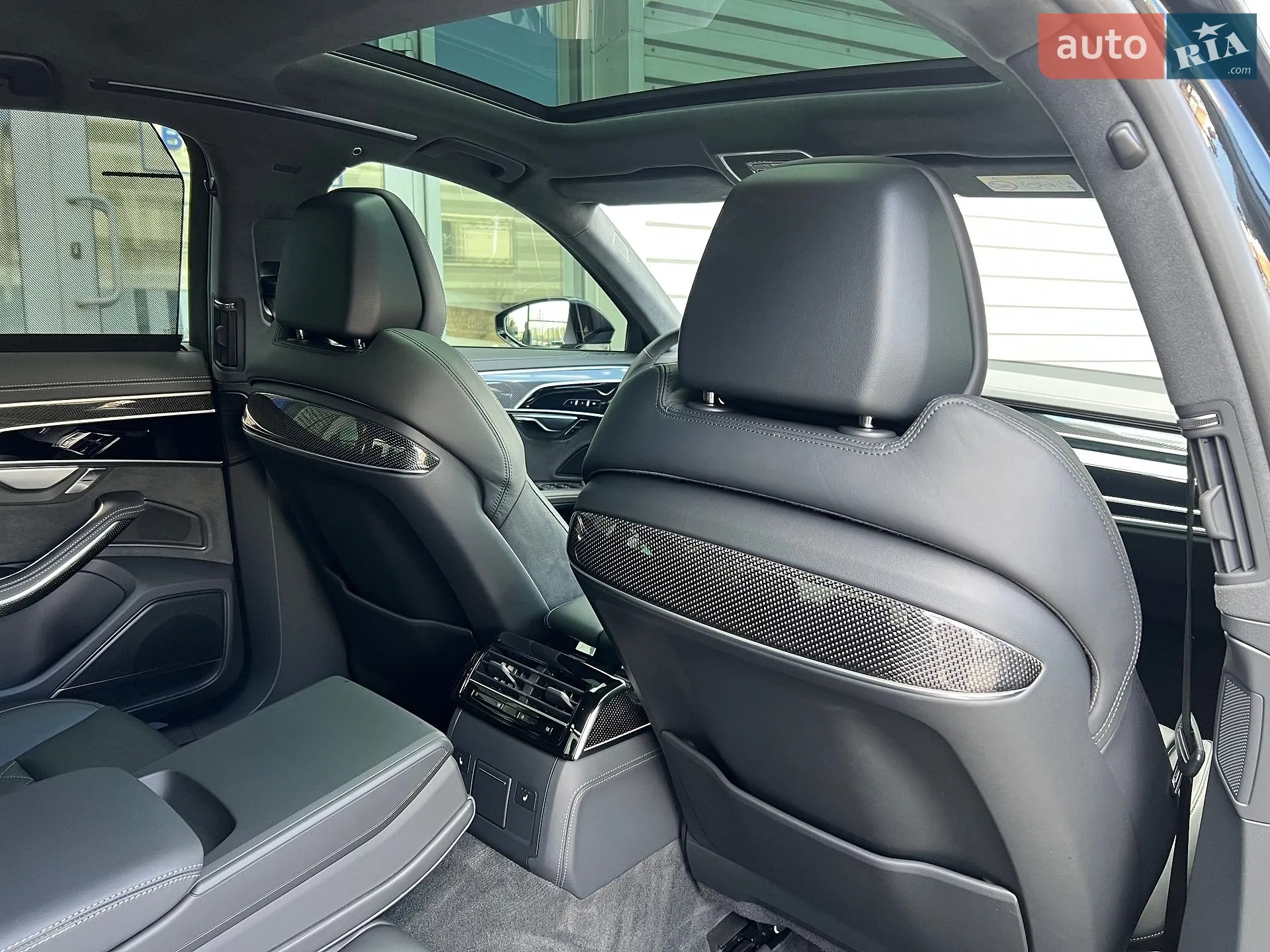 2022 Audi S8 - мініатюра 27