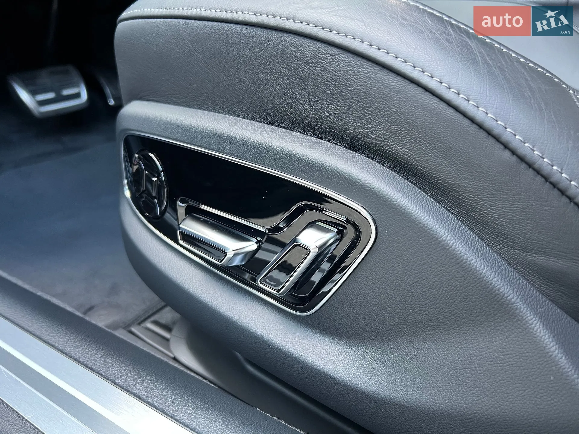 2022 Audi S8 - мініатюра 35
