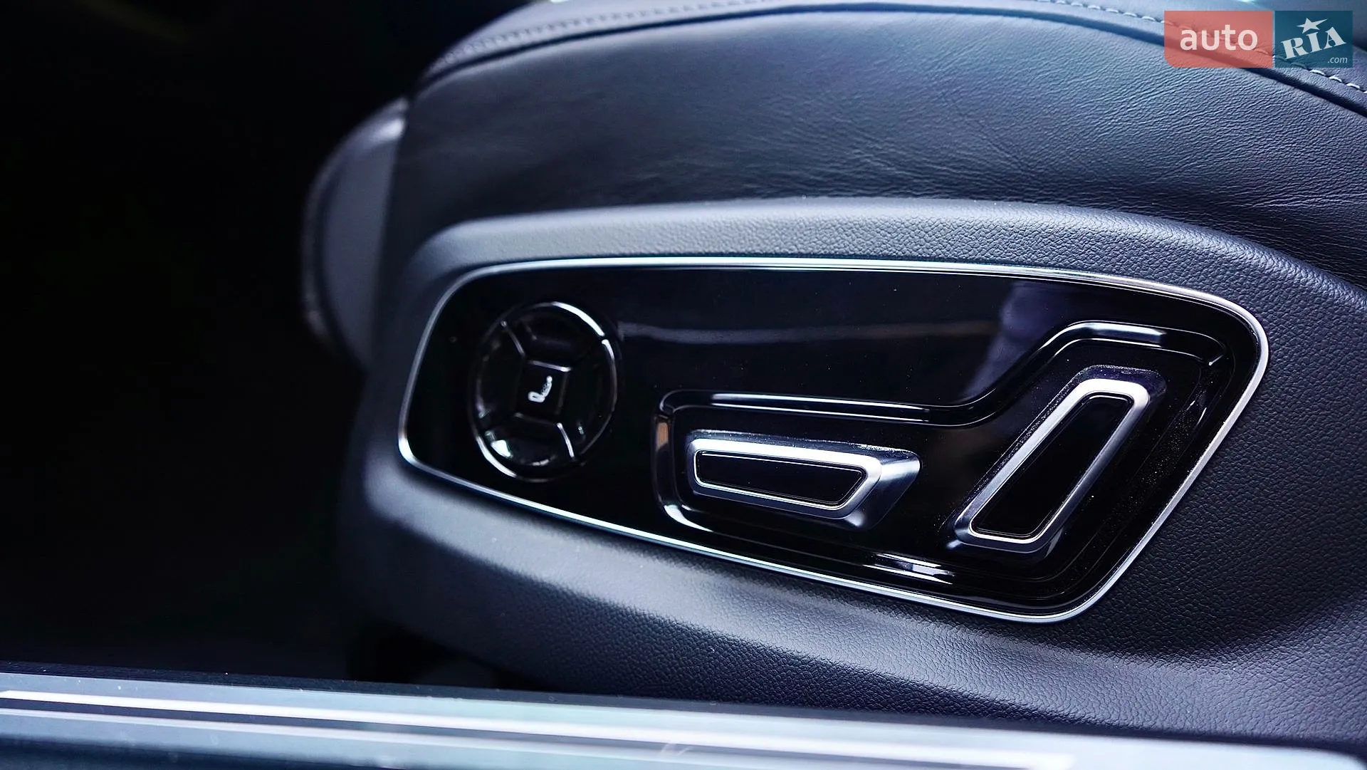 2024 Audi S8 - мініатюра 61